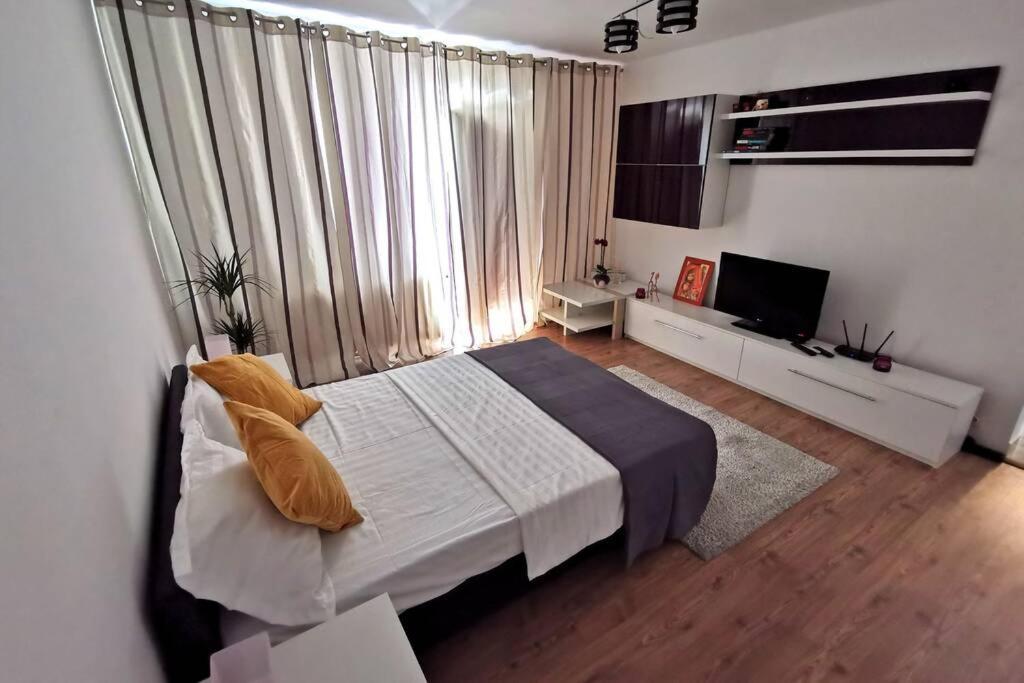 Bertigart Studio Apartment Bucureşti Ngoại thất bức ảnh